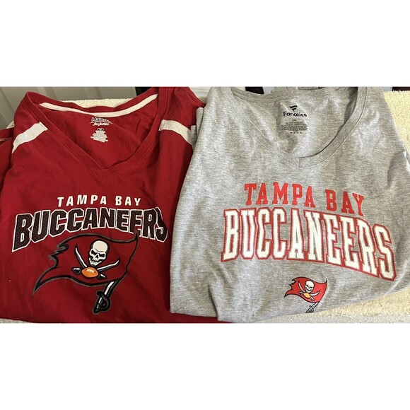 TAMPA BAY BUCCANEERS 3XL T Shirts TWO 4 ONE LOW Price One Long/ One Short Sleeve - Picture 1 of 12